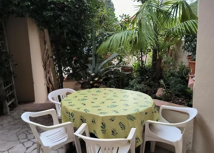Appartement T2 Le Clos Fleuri Le Lavandou