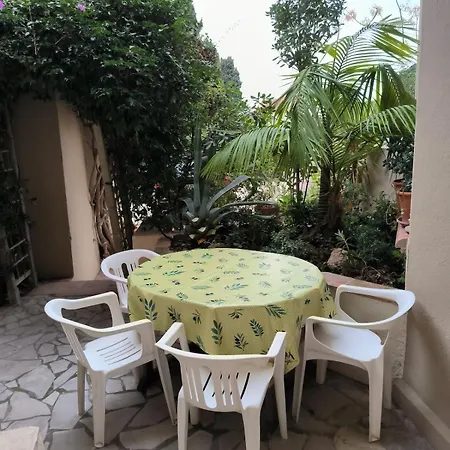 Apartment T2 Le Clos Fleuri Le Lavandou