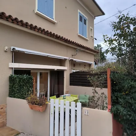 T2 Le Clos Fleuri Le Lavandou