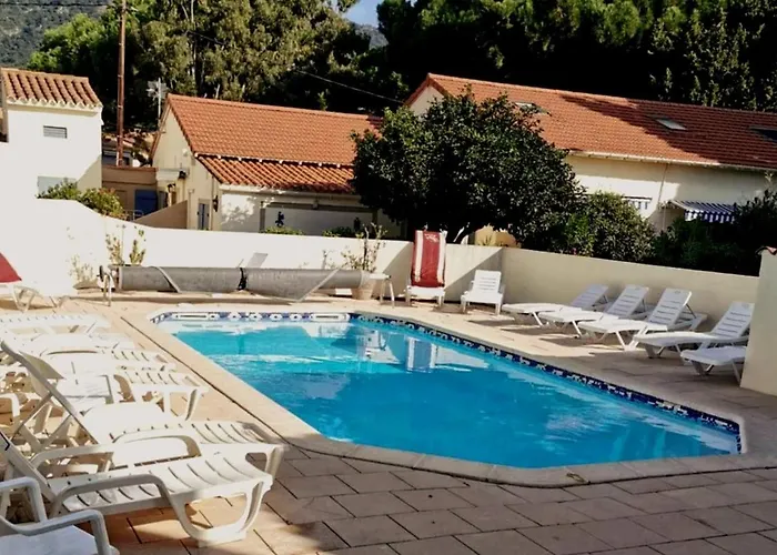 T2 Le Clos Fleuri Apartmán *