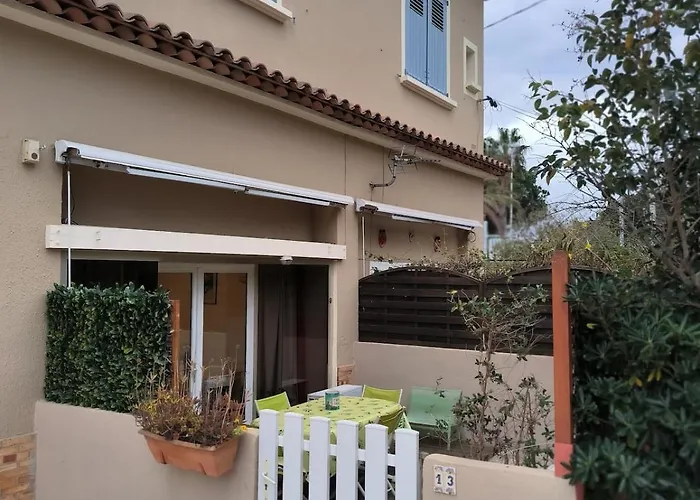 T2 Le Clos Fleuri Le Lavandou